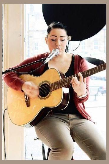 Lucy Spraggan photo 1