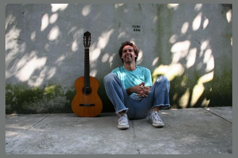 Luis Carlinhos photo 1