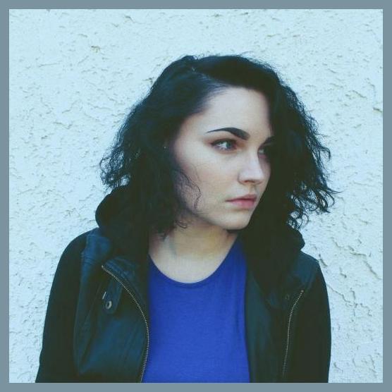 Luna Blake photo 1