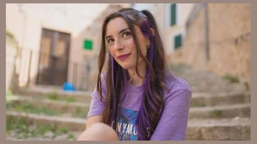 Lyna Vallejos photo 1