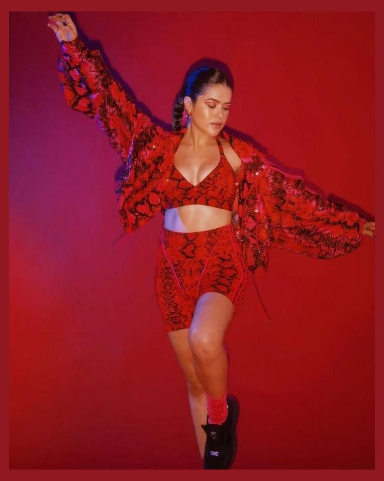 Maísa photo 1