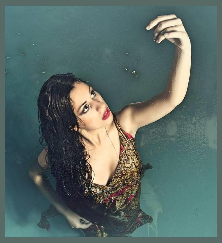 María Artés photo 1