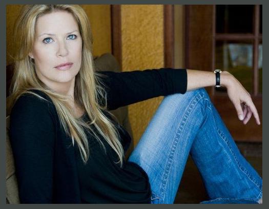 Mary Elizabeth McGlynn photo 1