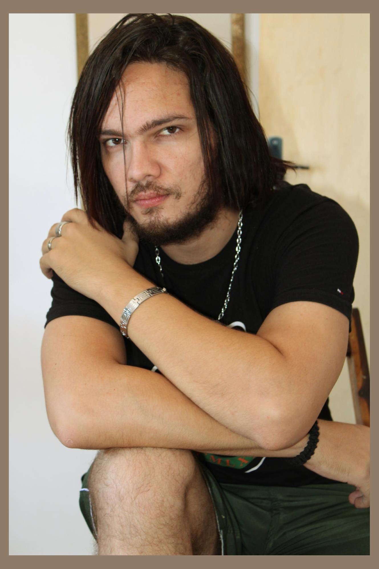 Maycon Douglas photo 1