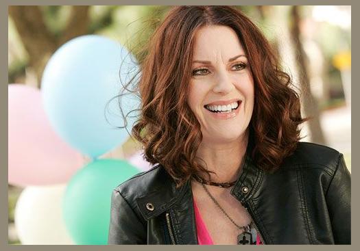 Megan Mullally photo 1