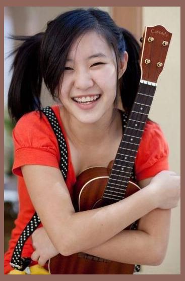 Megan Lee photo 1