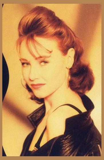 Melanie Bender photo 1