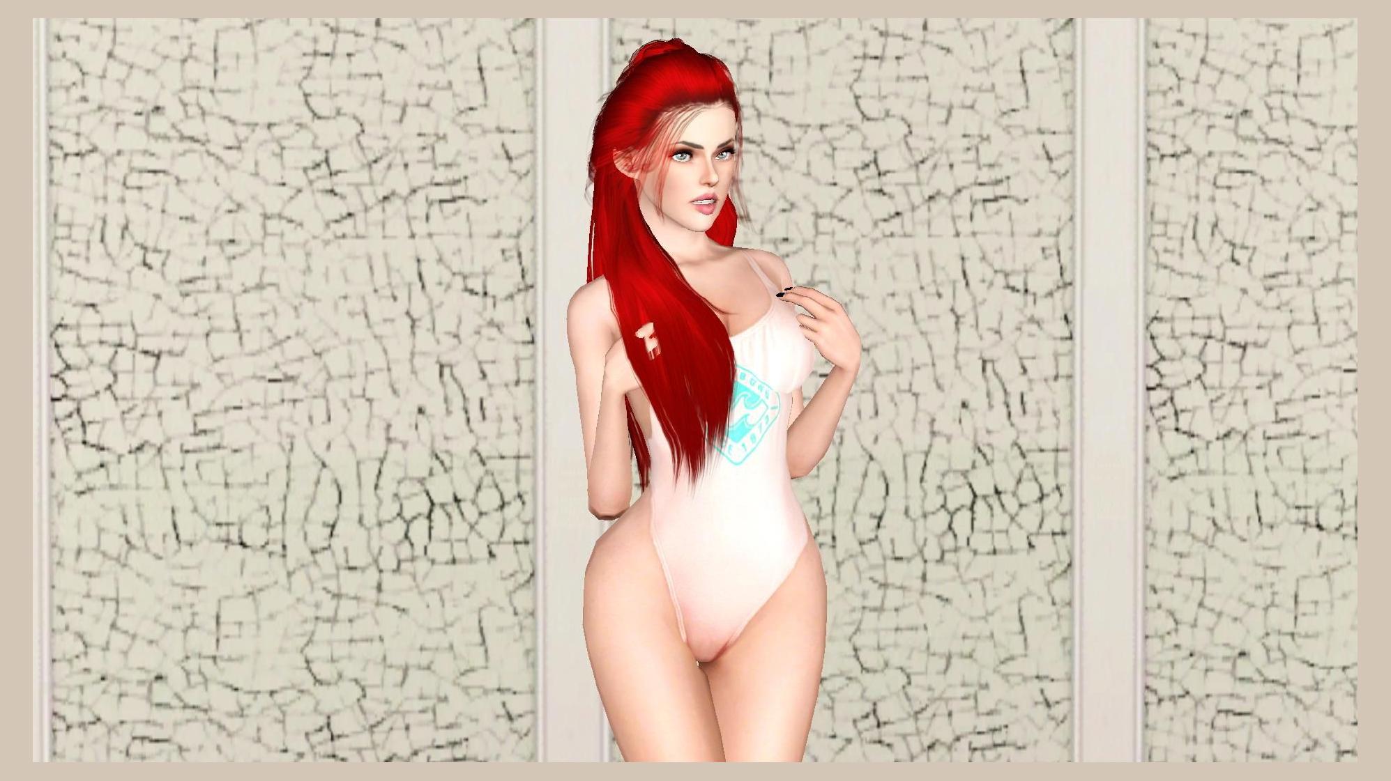 Mia Thompson photo 1
