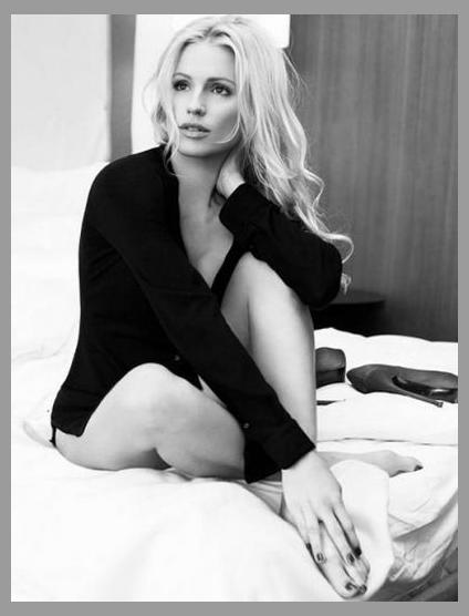 Michelle Hunziker photo 1