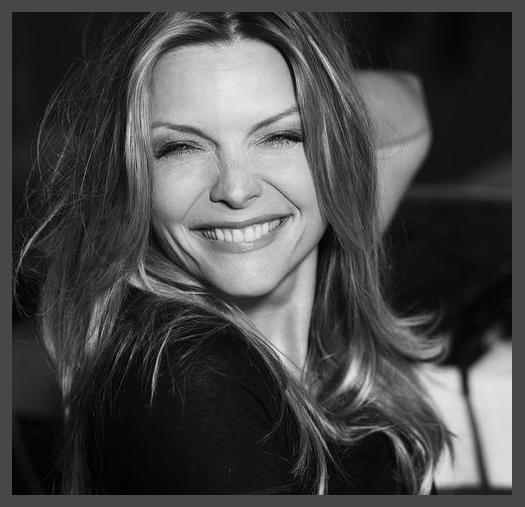 Michelle Pfeiffer photo 1
