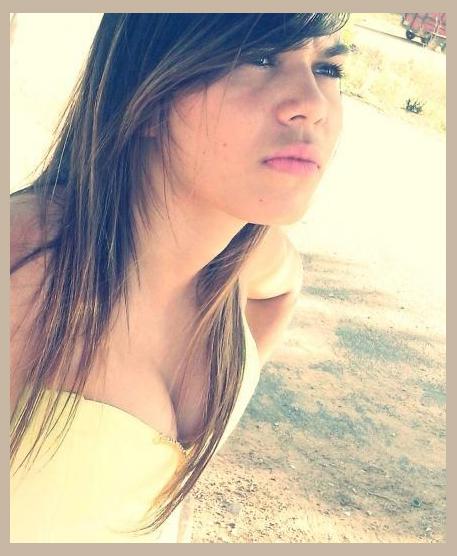 Michelly Olliver photo 1