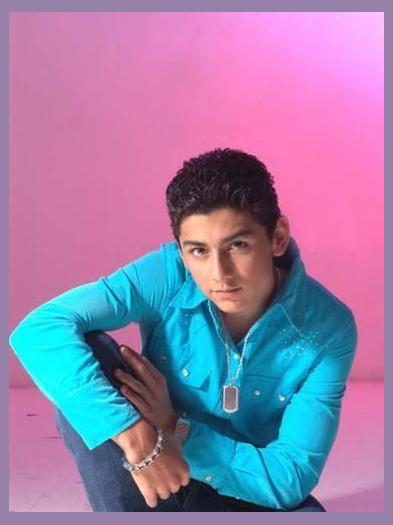 Miguel Martinez photo 1