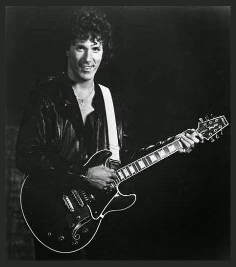 Mike Pinera photo 1