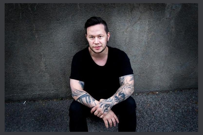 Mike Perry photo 1