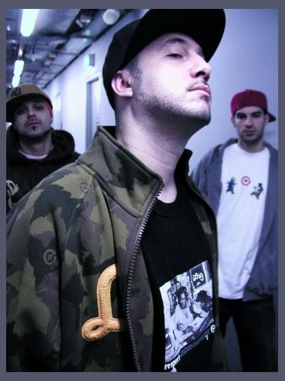 Mind Da Gap photo 1