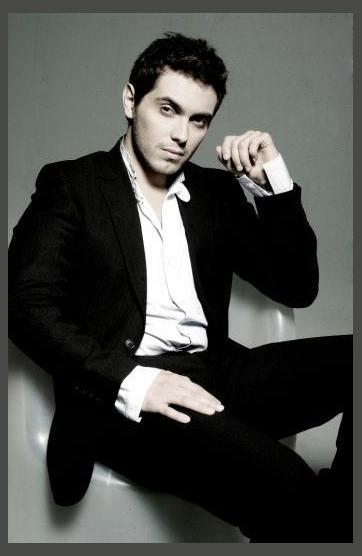 Mixalis Xatzigiannis photo 1