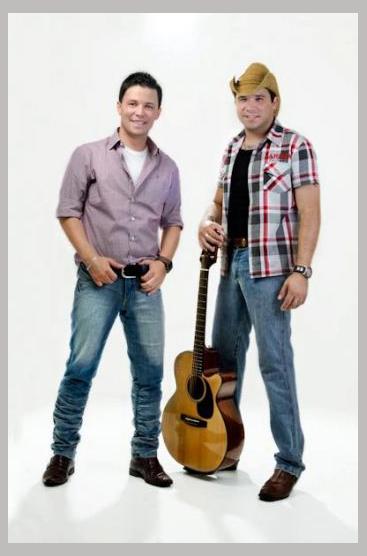 Moisés e Luiz Henrique photo 1