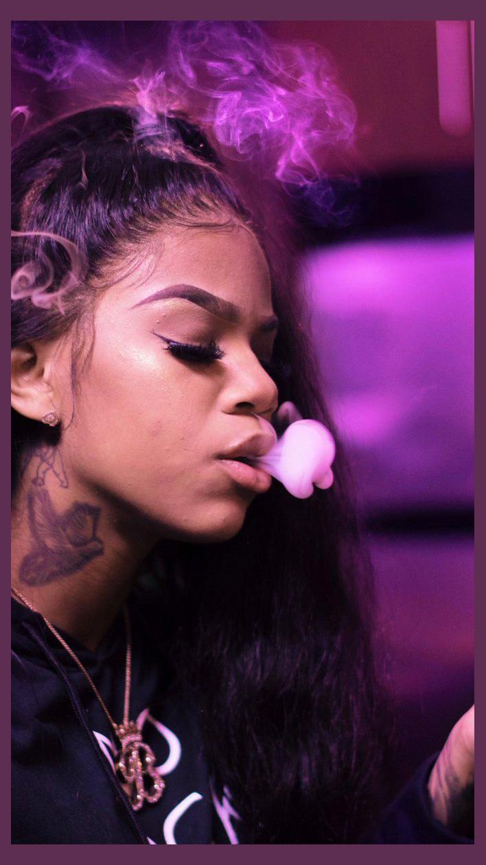 Molly Brazy photo 1