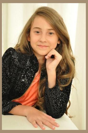 Monick Vitoria photo 1