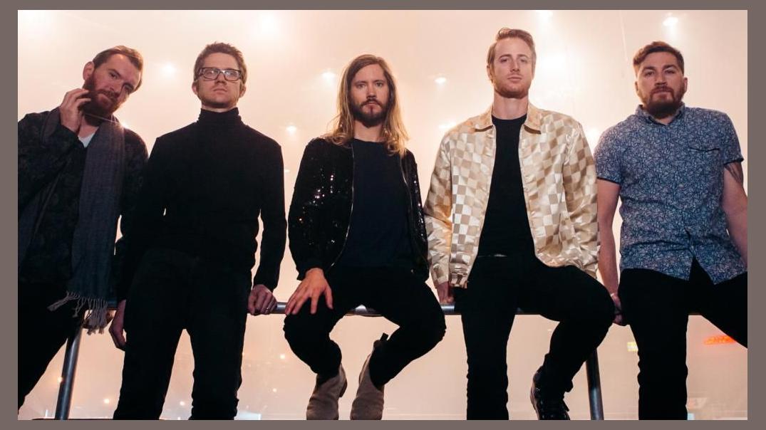 Moon Taxi photo 1