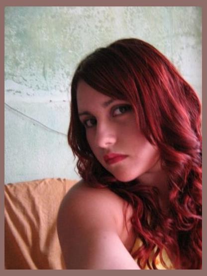 Mulher Vermelha photo 1