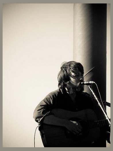 Robin Pecknold