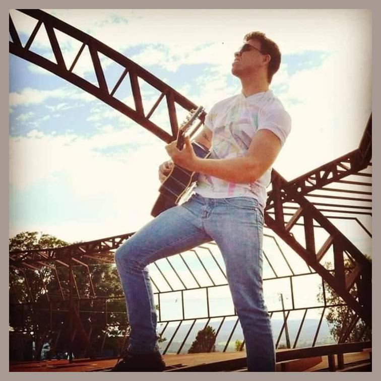 Rodrigo Mamba photo 1