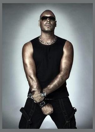 Roger Sanchez photo 1