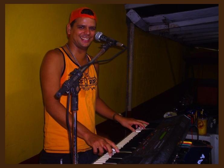 Rondy Dias photo 1