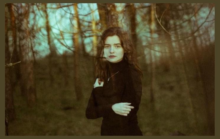 Rosie Carney photo 1