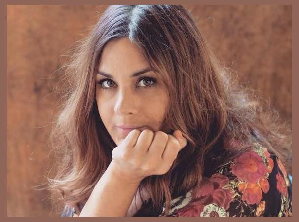 Rumer photo 1