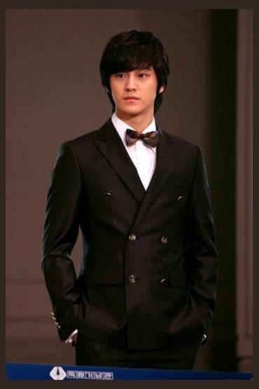 Ryu Shi Won photo 1