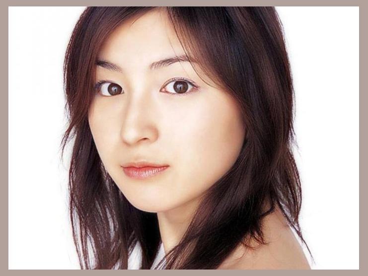 Ryoko Hirosue photo 1