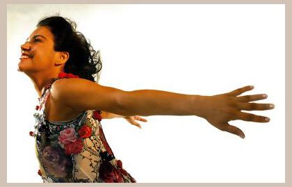 Simone Almeida photo 1