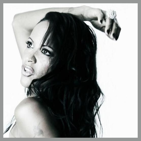 Simone Moreno photo 1