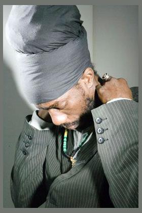 Sizzla photo 1