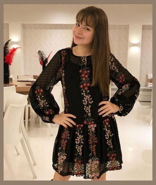 Sophia Valverde photo 1