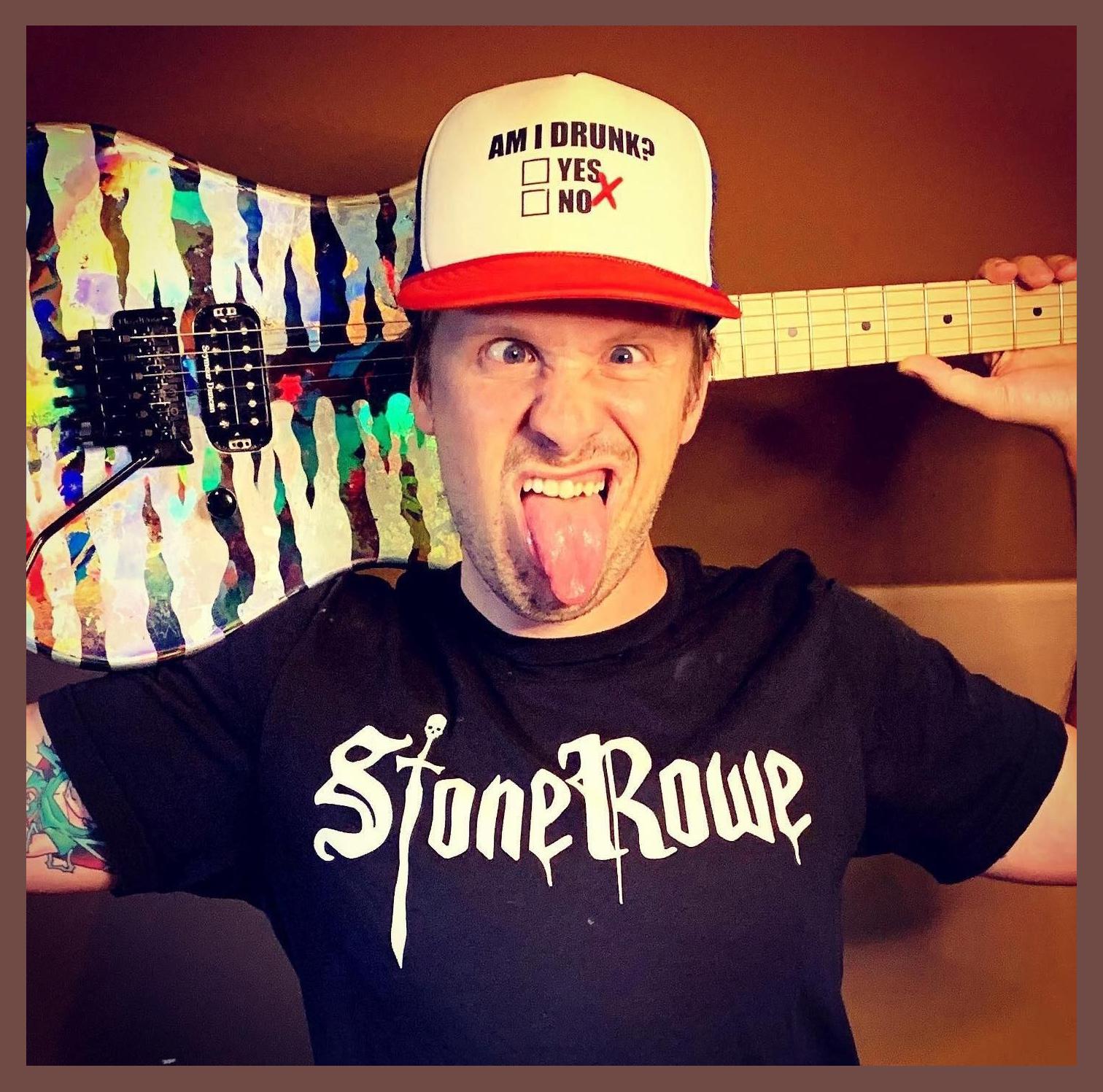 Stone Rowe photo 1