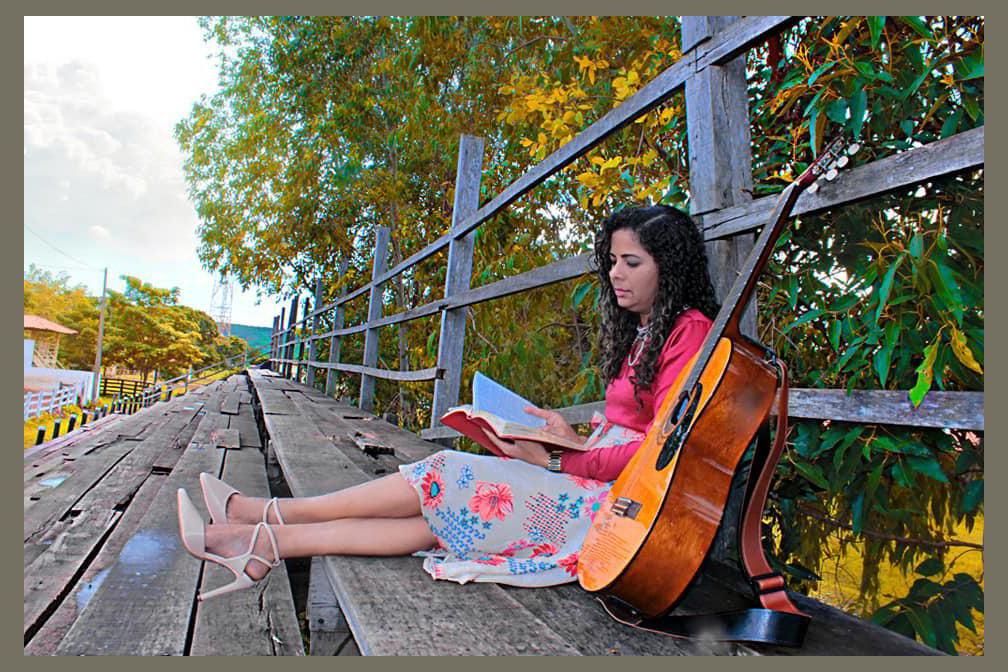 Suzany Malu photo 1