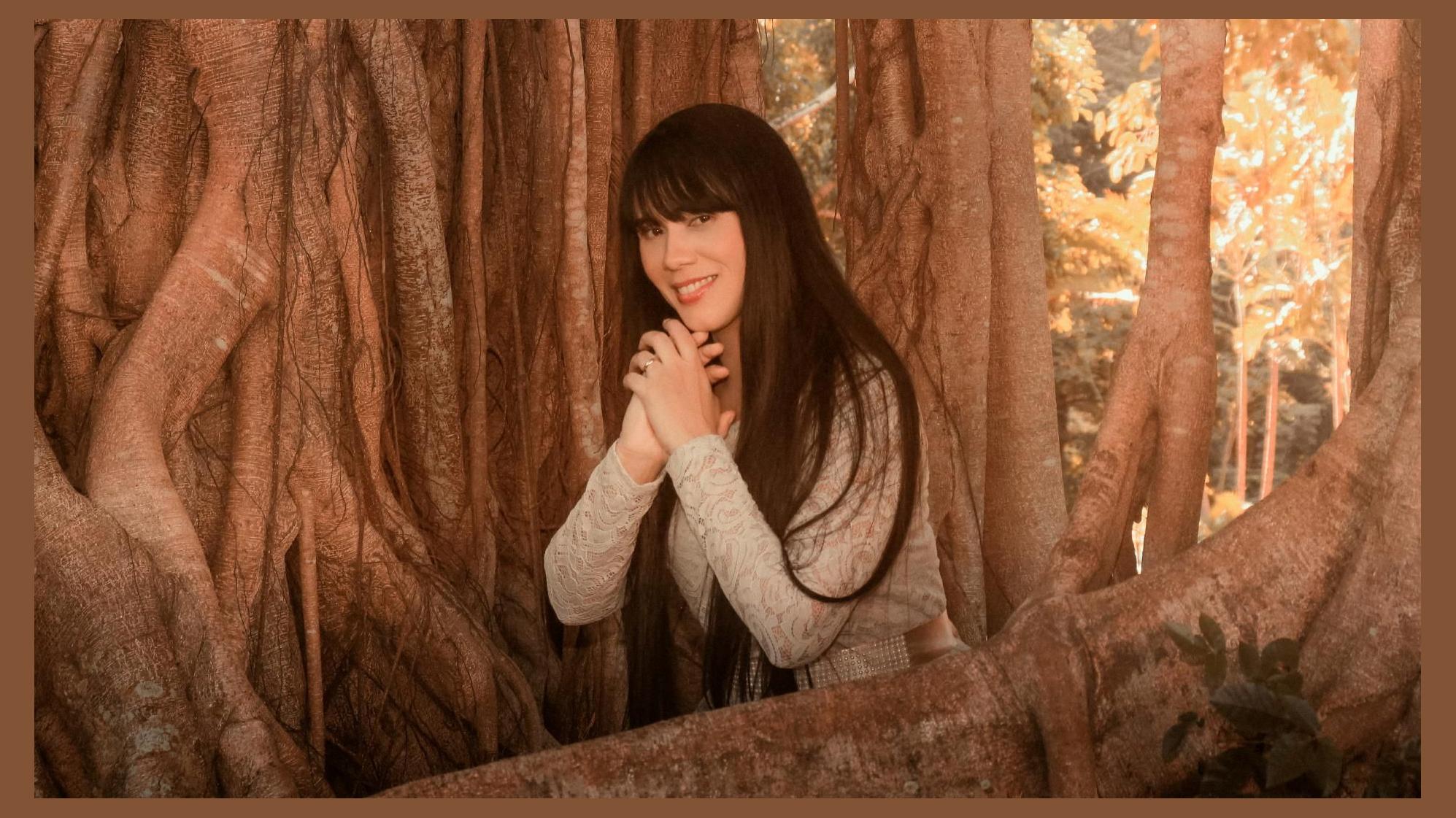 Suzy Santos photo 1