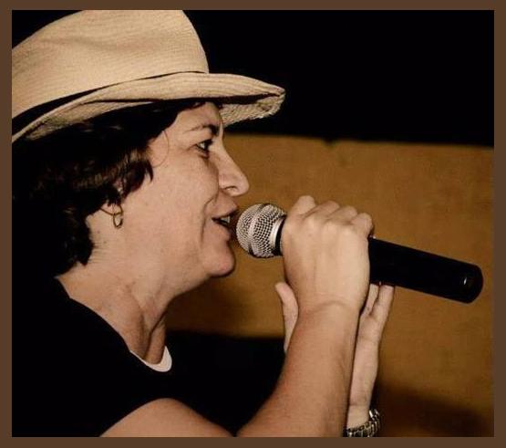 Suzi Martins photo 1