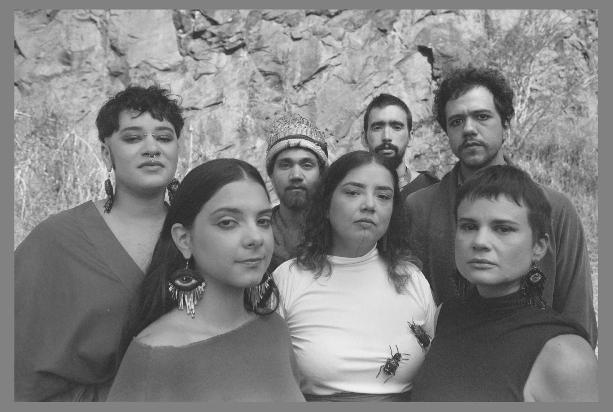 Tata Chama & as Inflamáveis