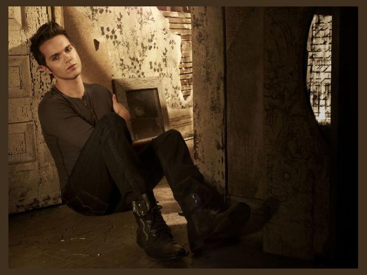 Thomas Dekker photo 1