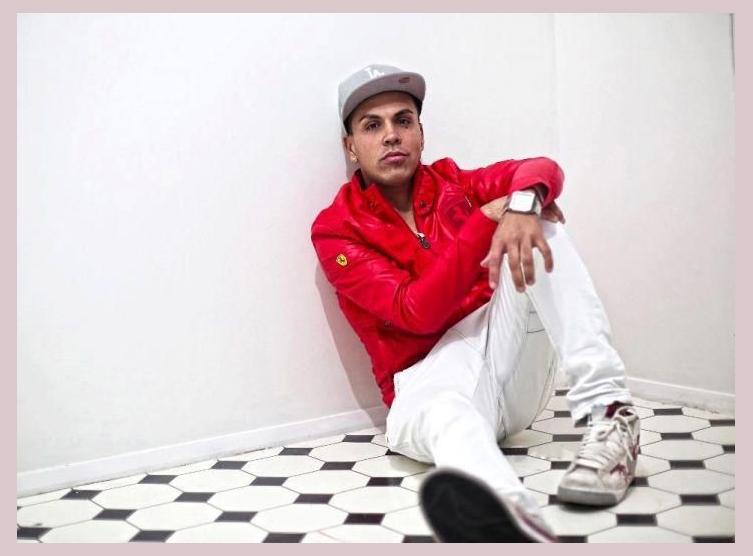 Tiga Fernandes photo 1