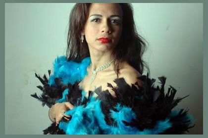Tina Dias photo 1