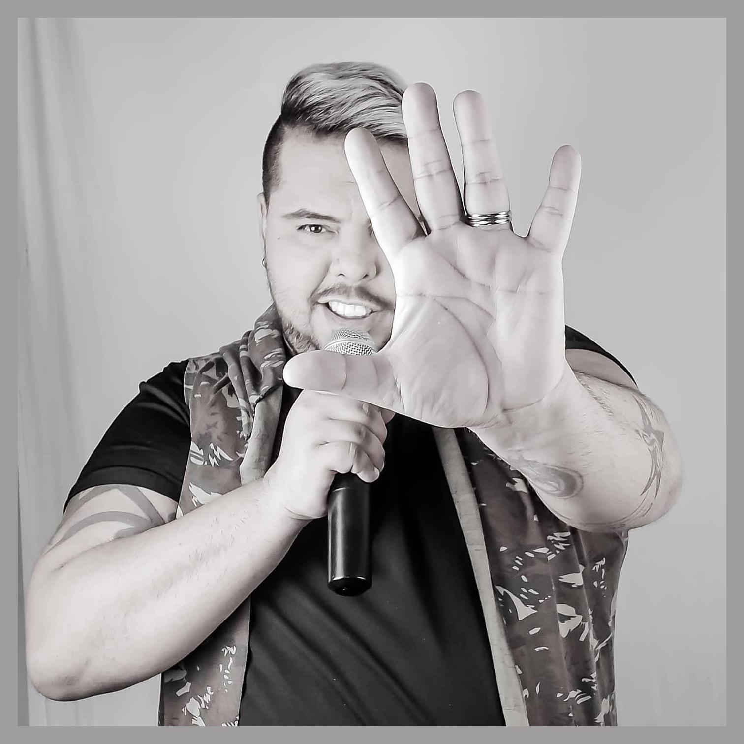 Tom Andrade photo 1