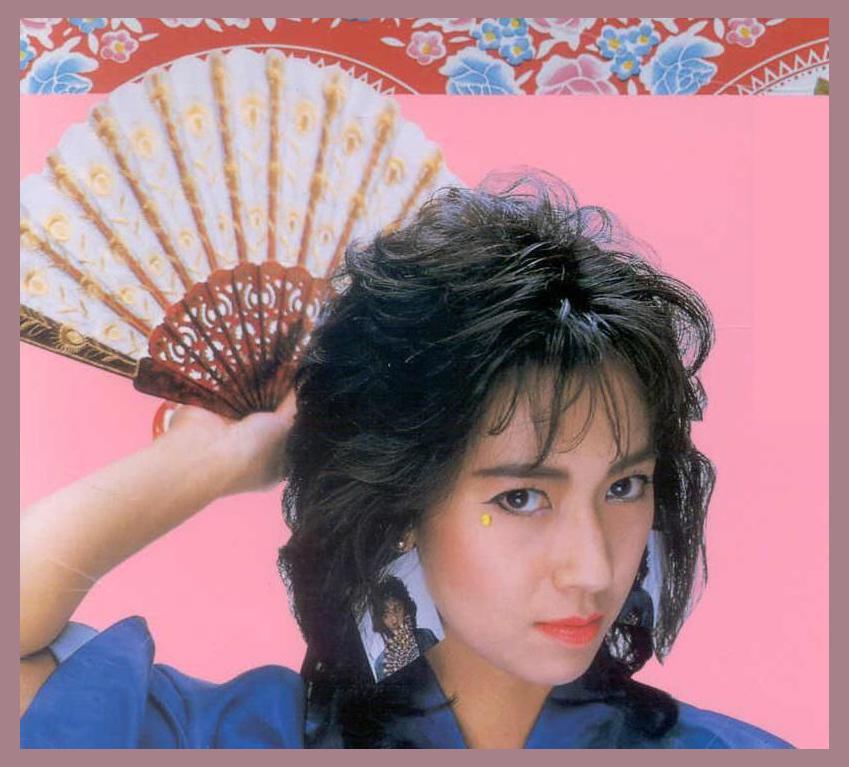 Tomoko Aran photo 1