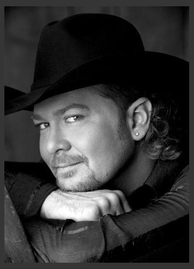 Tracy Lawrence photo 1