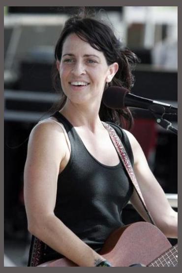 Tracy Bonham photo 1
