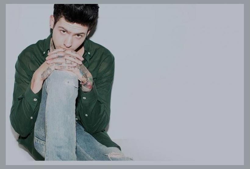 Travis Mills photo 1